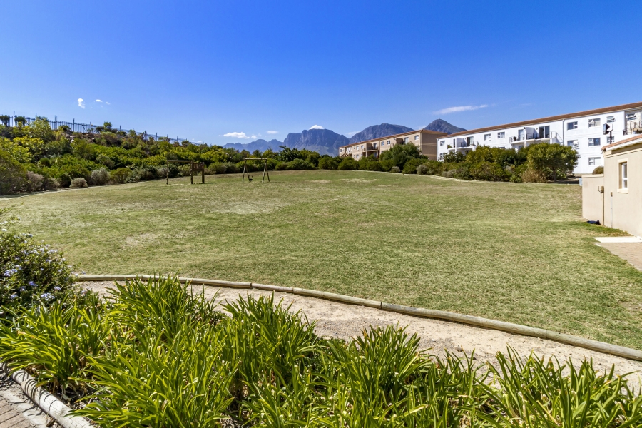 2 Bedroom Property for Sale in Somerset Forest Western Cape